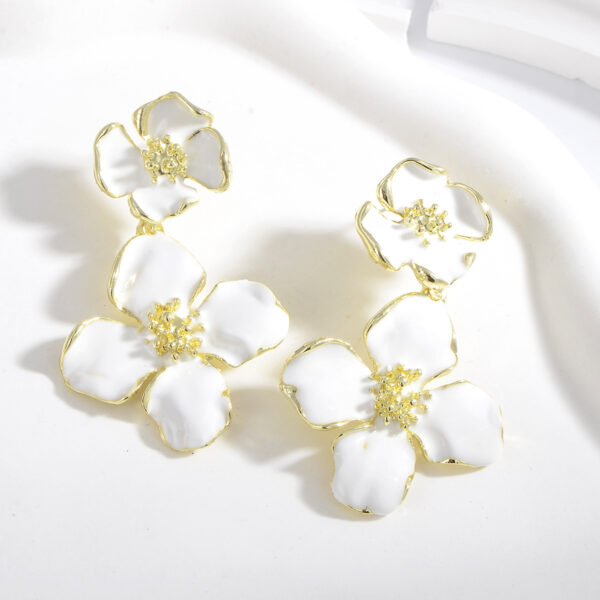 Drop Oil Camellia Earrings Hong Kong Style Retro - Image 7